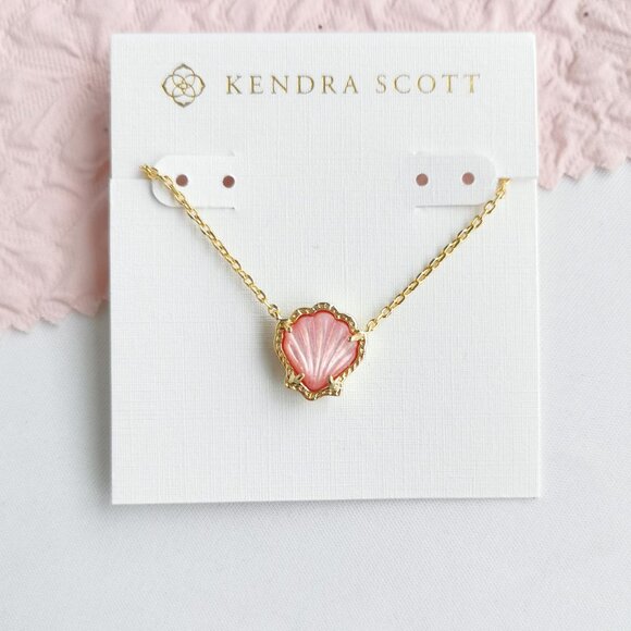 Kendra Scott Brynne Blush Ivory Mother-of-Pearl Shell Necklace - Picture 1 of 4